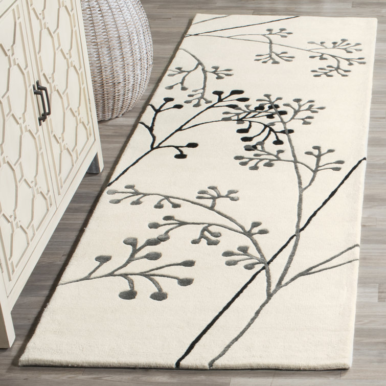 Soho Hand Tufted Wool Floral Rug