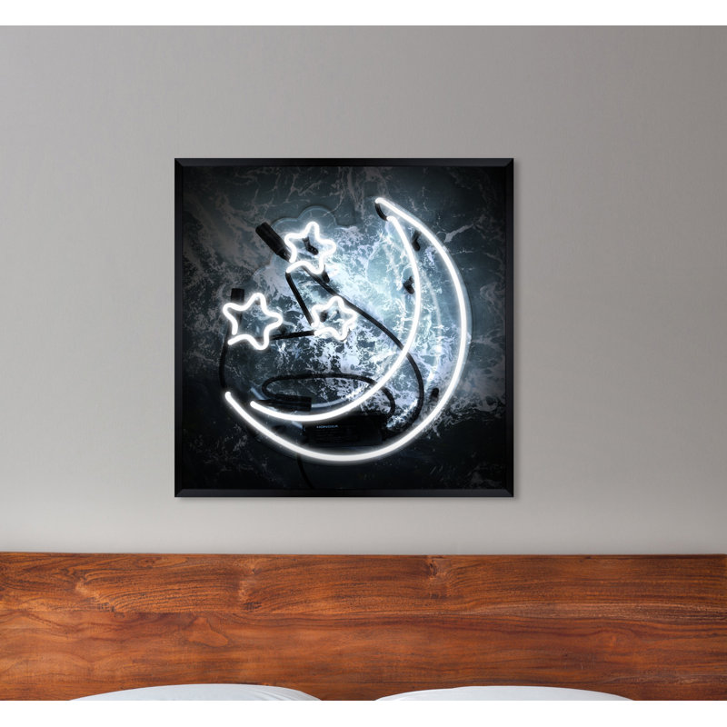 «Moon and Stars», impression, H 38 po x l 38 po x P 0,5 po, Cadre noir