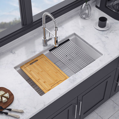 Évier de cuisine 32 po à cuve simple en quartzite encastrable