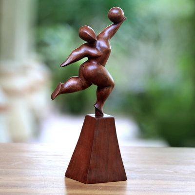 Figurines & Sculptures