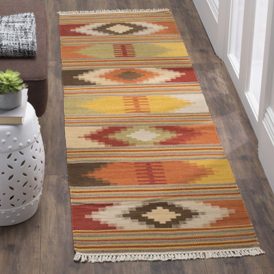 Bennett Hand Woven Wool Southwestern Rug
