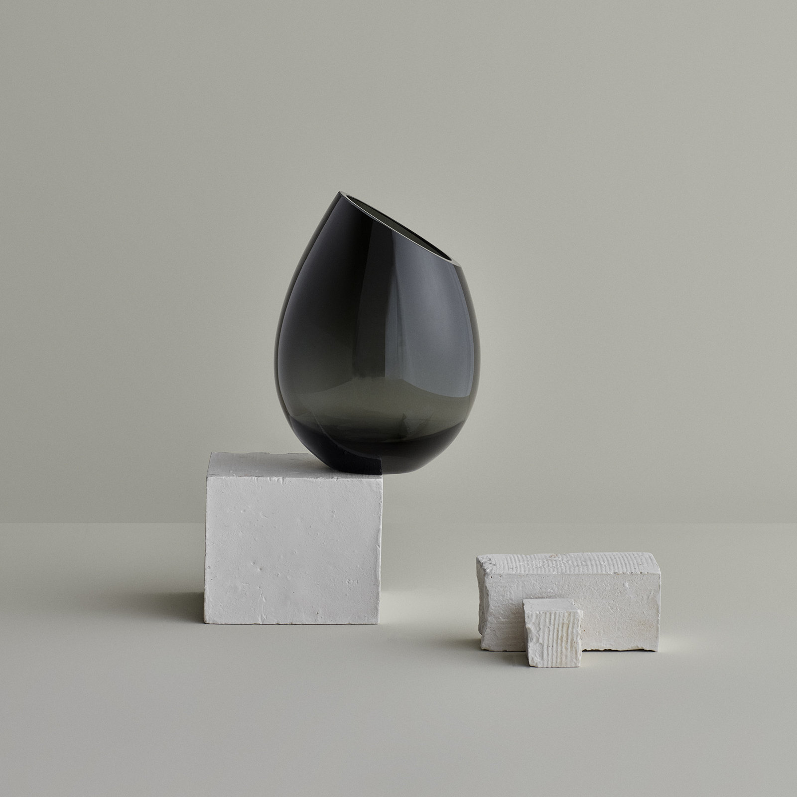 Drop Glass Table Vase, 9.45" H x 7.48" W x 7.48" D, Smoke