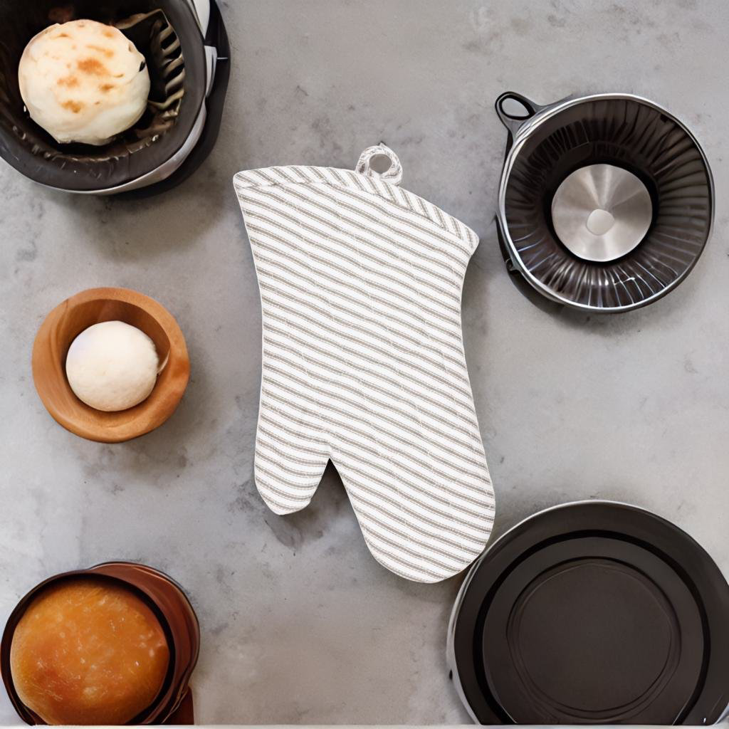 Livy Oven Mitt, Pewter