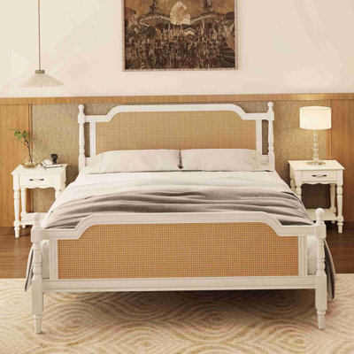 Cadre de lit très grand en rotin de style traditionnel, aucun sommier nécessaire, blanc antique