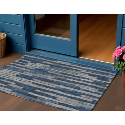 Tapis extérieur lavable rayé bleu marine et bleu denim 3 pi x 5 pi