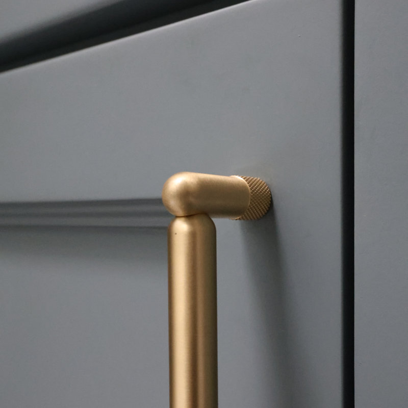 Knurled Bar / Handle Pull, 6", Satin Brass