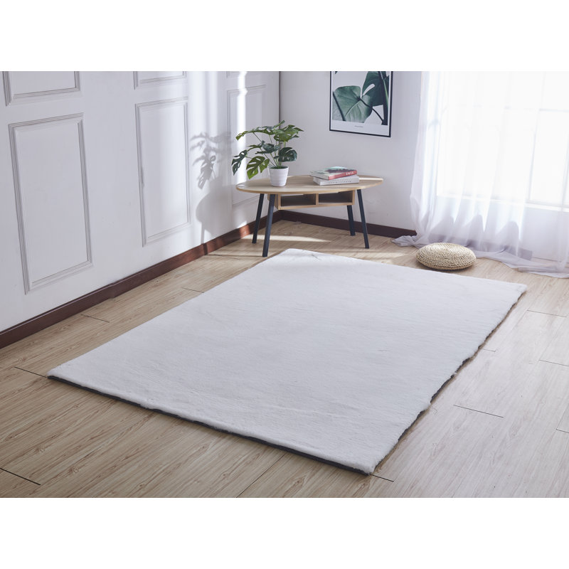 Tapis blanc touffeté, Rectangle 5 pi x 7 pi