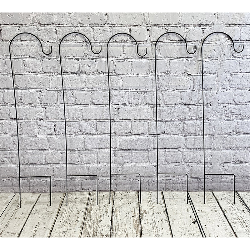 Alaejah Metal Abstract Garden Accents Accessories