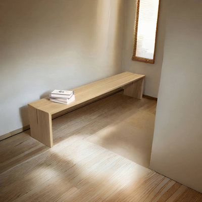 Banc en bois massif moderne simple en forme de V