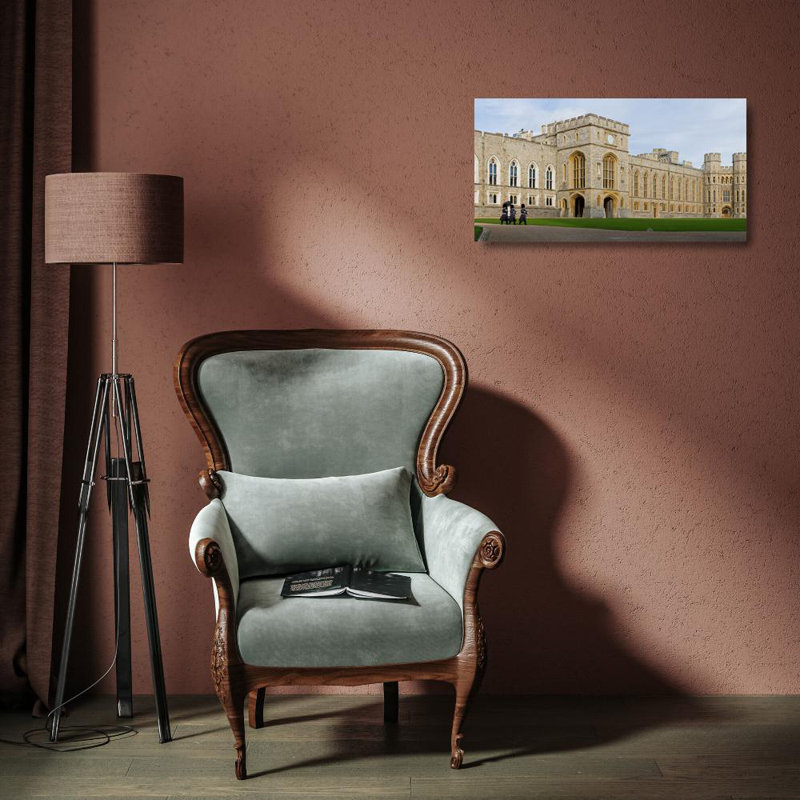 Château de Windsor, H 9 po x l 18 po