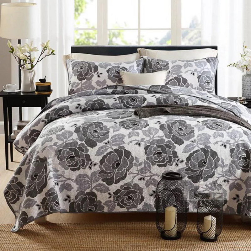 DBOZE Sateen Quilt