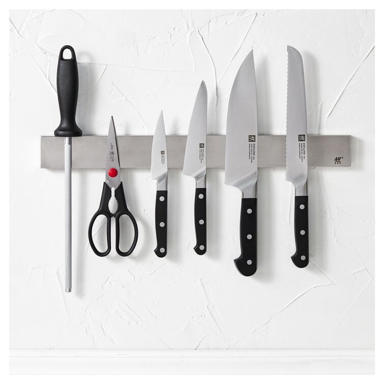 https://assets.wfcdn.com/im/78309103/resize-h755-w755%5Ecompr-r85/1930/193042944/Zwilling+Pro+7-Piece+Knife+Block+Set+With+17.5-inch+Stainless+Magnetic+Bar.jpg