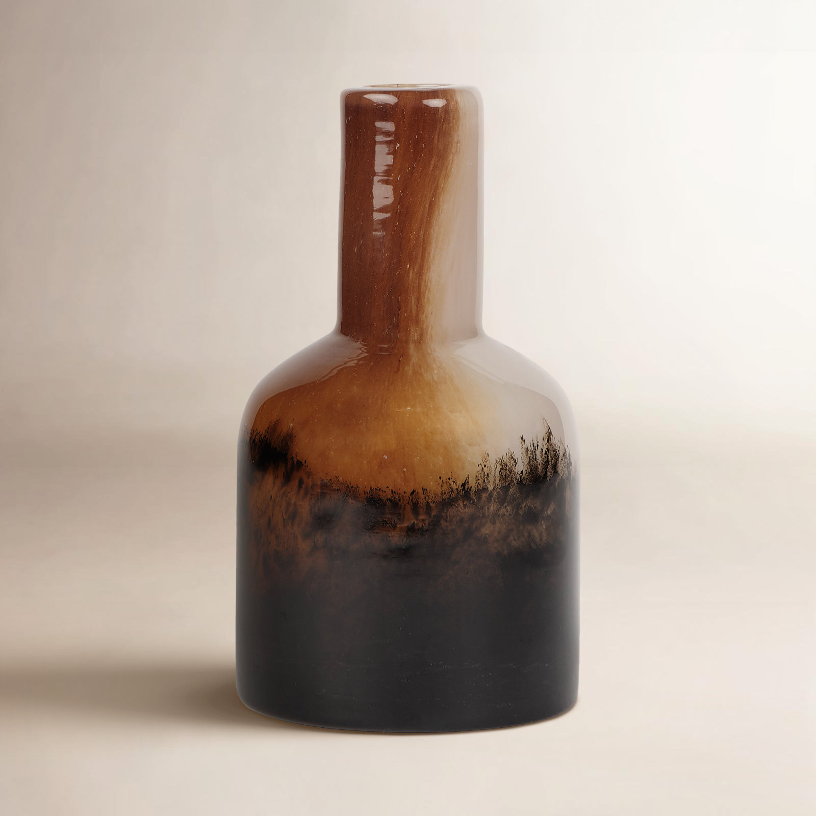 Glass Table Vase, 8.66" H x 4.72" W x 4.72" D" 