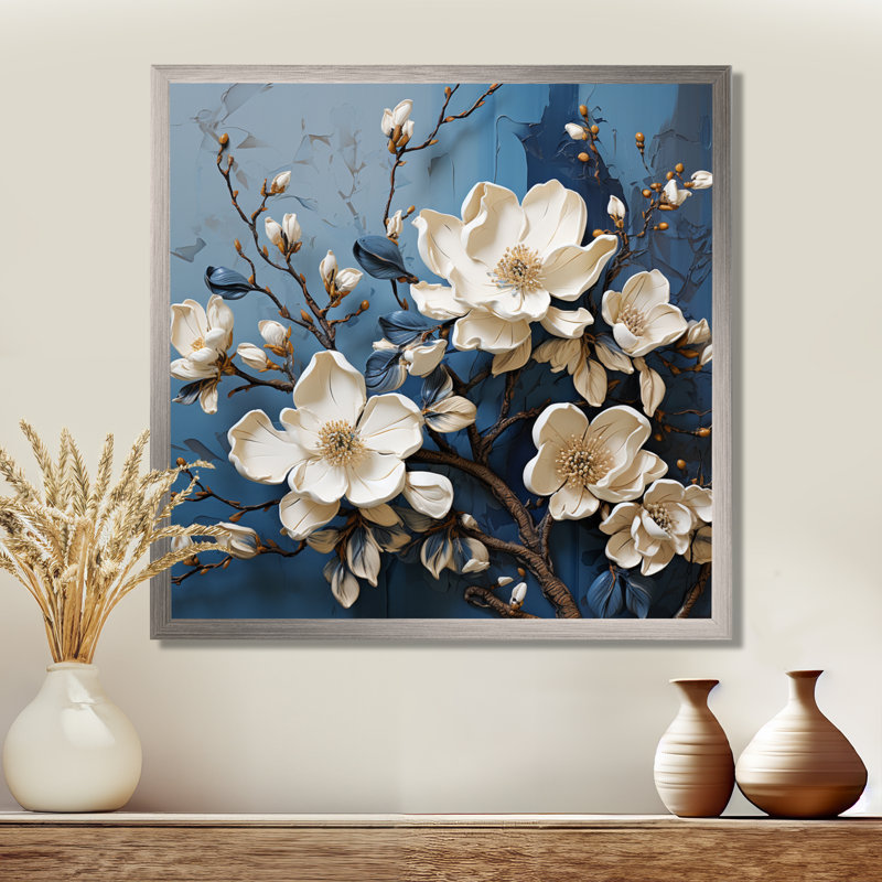 «Blue and White Magnolia Blooming I - Magnolias», reproduction sur toile, Cadre simple argenté, H 24 po x l 24 po x P 1 po