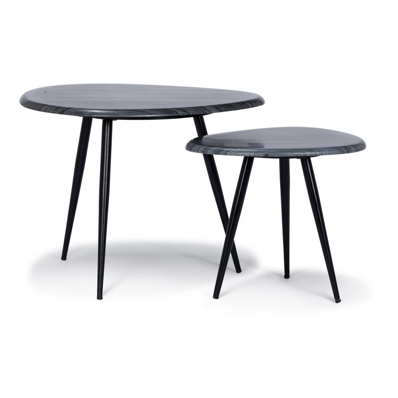 Table basse à 3 pieds