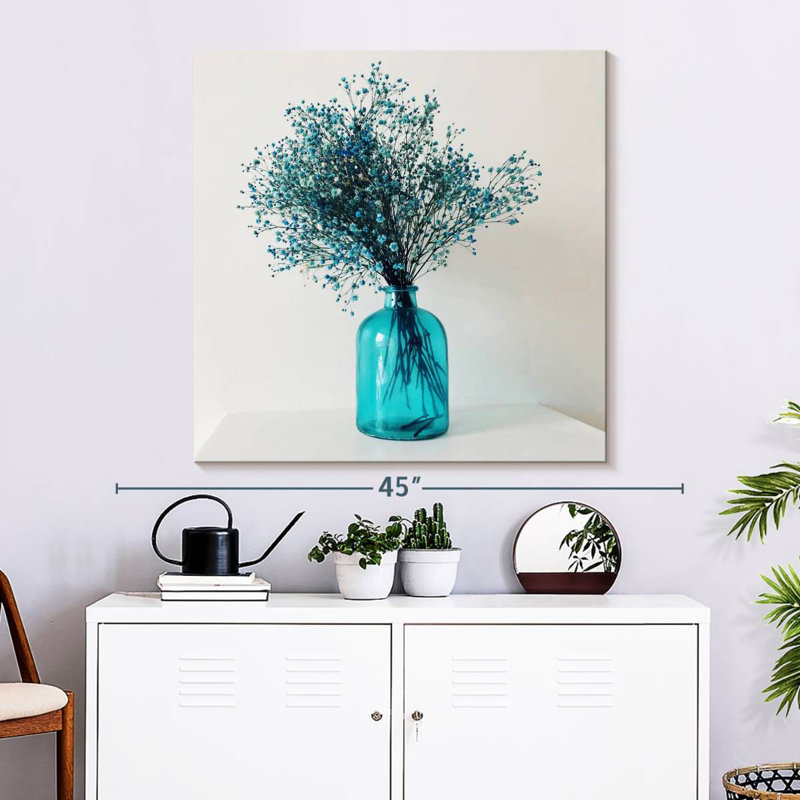 Harnek - fleurs délicates sur vase, H 33 po x l 33 po