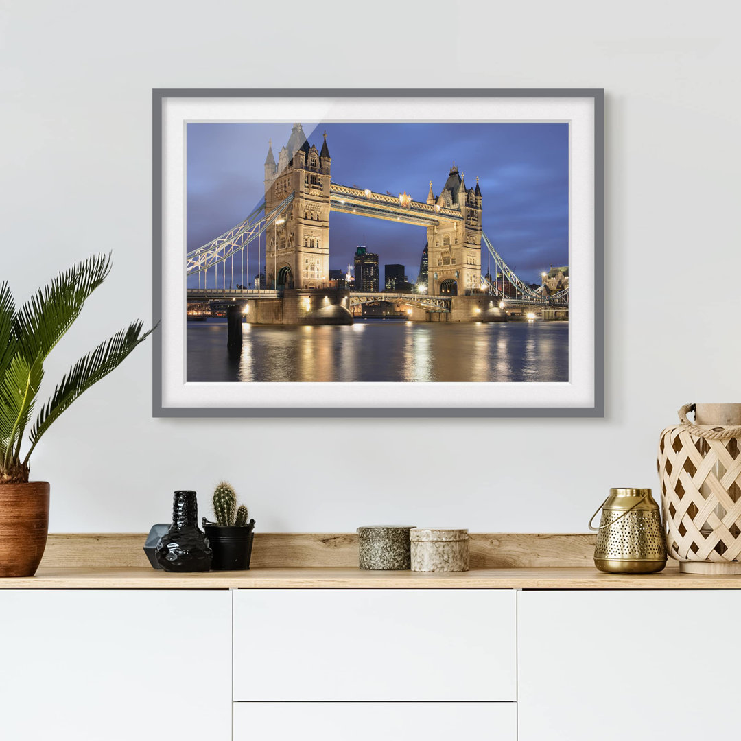 Gerahmtes Poster Tower Bridge bei Nacht