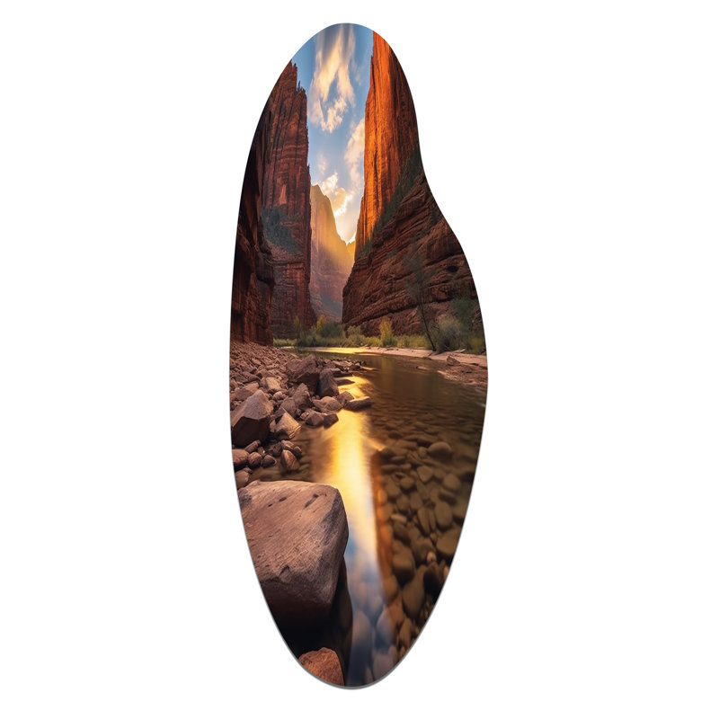 Gwynavere - Utah, art mural asymétrique en métal incurvé, H 30 po x l 11 po
