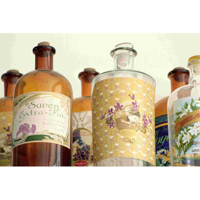 Bouteilles de parfum françaises II