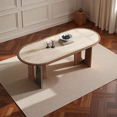 Exquisite and Stylish Dining Table