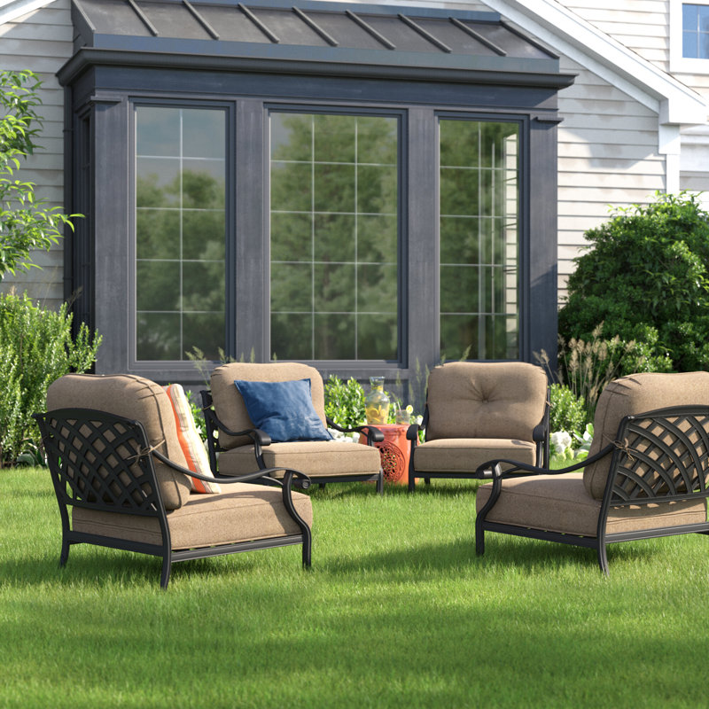 Chaise de patio avec coussins Frazee