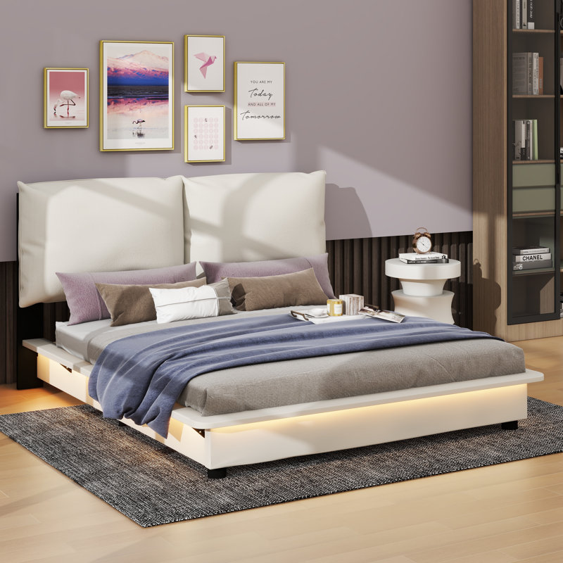 Lit plateforme tapissier Kailanni avec capteur de lumière et dossiers ergonomiques, Grand, Blanc