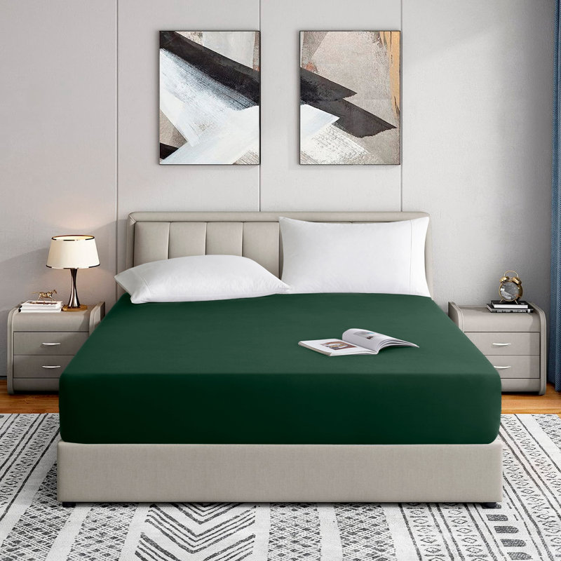 Tanvish Luxury Microfiber Fitted Sheet - 40 cm Deep Pocket, Ultra-Soft - Wrinkle-Free and Easy Care, Kingsize (5'), Green