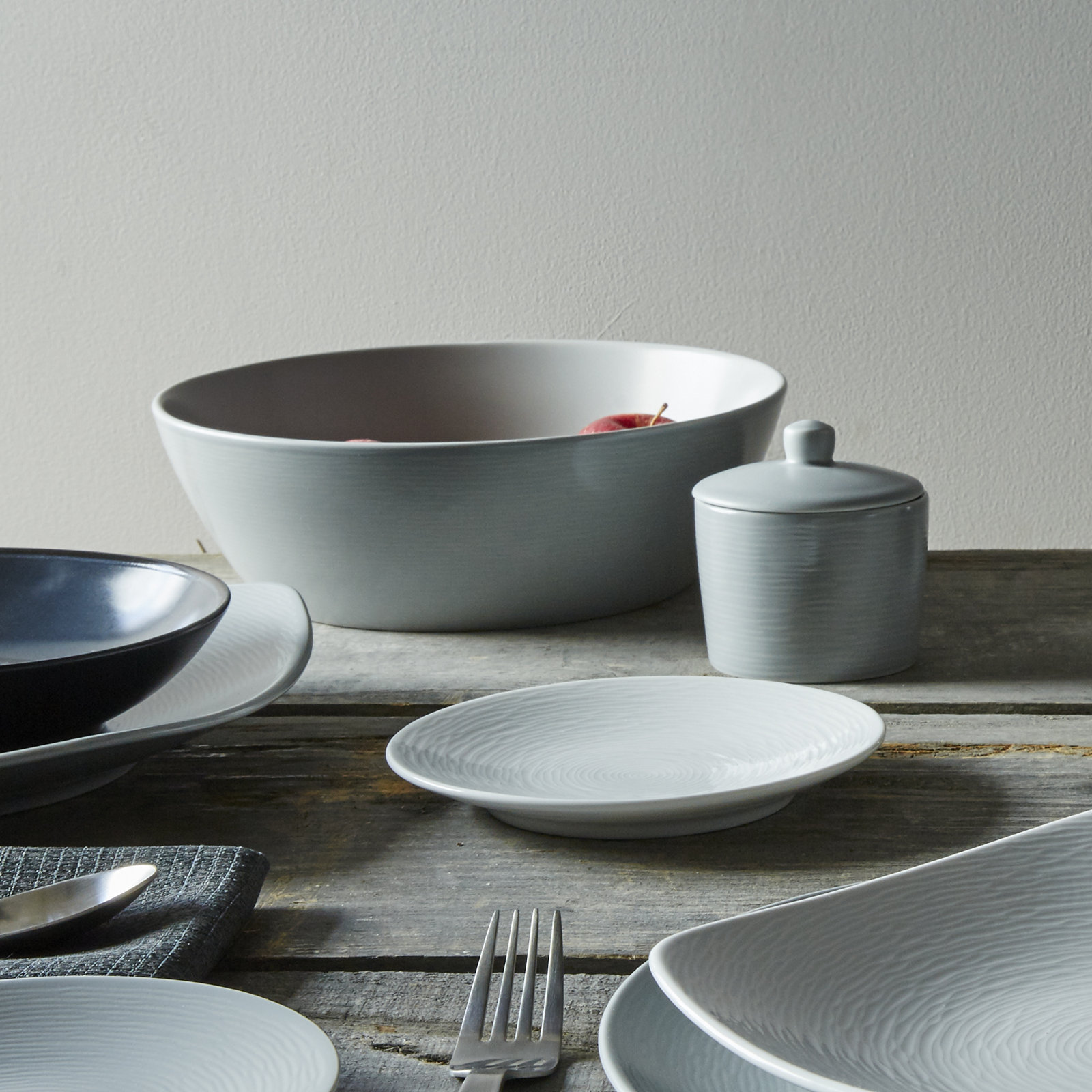 Noritake Colorscapes Swirl Round Vegetable Bowl, 10-1/4", 90 OZ., Gray