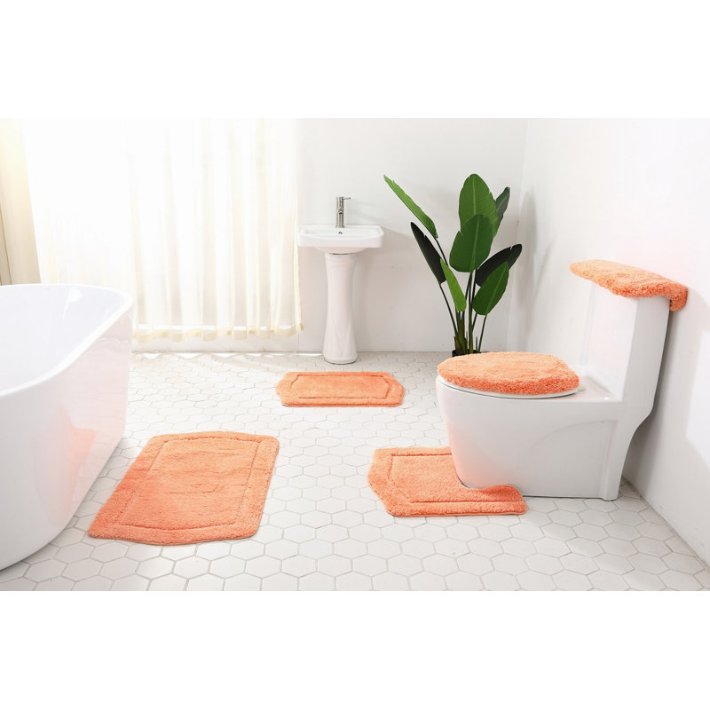 Non-Slip Bath Rug, Peach