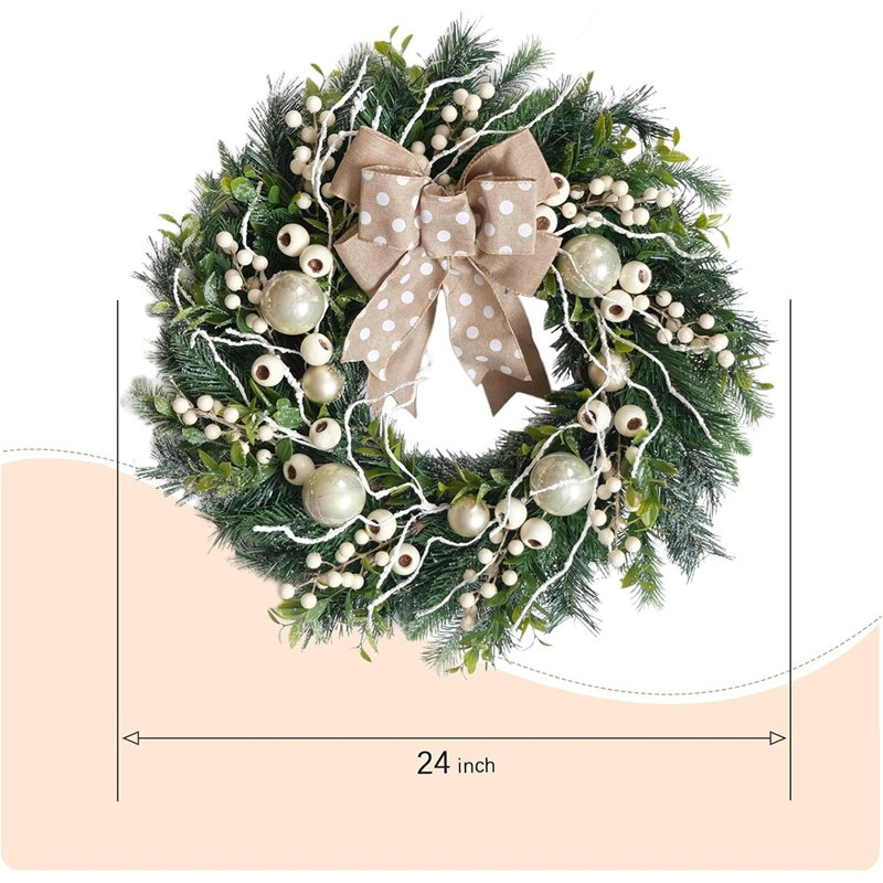 Couronne d'aiguille de pin fabriquée à la main - vert avec baies blanches - 24 pouces, décoration des Fêtes et d'hiver pour porte, fenêtre ou foyer