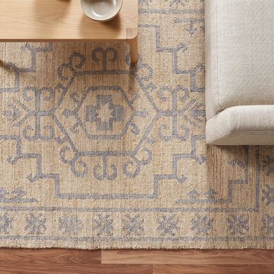 Laverle Hand Woven Medallion Jute Rug