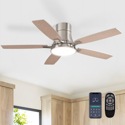 Ventilateur de plafond standard d'intérieur moderne en nickel brossé de 52 po avec lumières à DEL à intensité variable et télécommande incluse