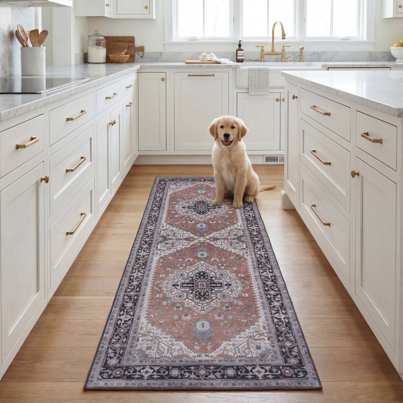 Isai Performance Machine Washable Oriental Rug, Runner 2'6" x 8'