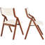 2 chaises de salle à manger pliables blanc cerise et crème. Peu encombrant, facile à transporter. Pas d'assemblage. Support de dos ergonomique. Pour la chambre, le bistro et le visiteur. Conception légère. Capacité de 250 lb. 19 po x 21,25 po x 34 po