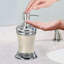 Bouteille de pompe à savon liquide en acier inoxydable pour salle de bain et cuisine, finition chrome / vadrouille durable, utilisation polyvalente