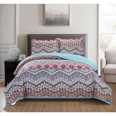 Eclectic Polyester Geometric Shapes Quilt