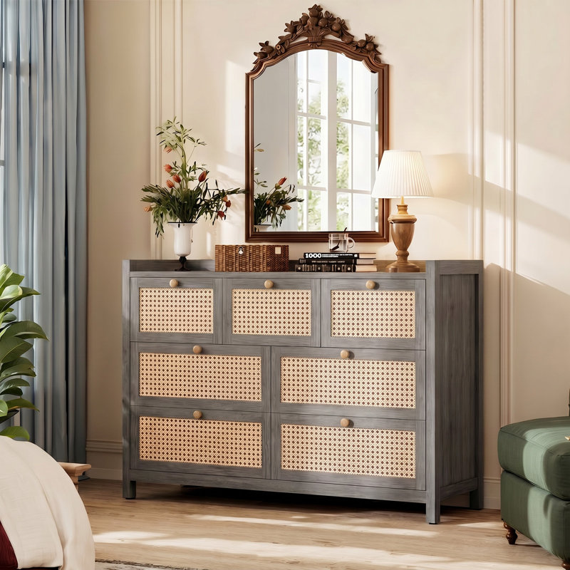 47" 7-Drawer Dresser, Gray