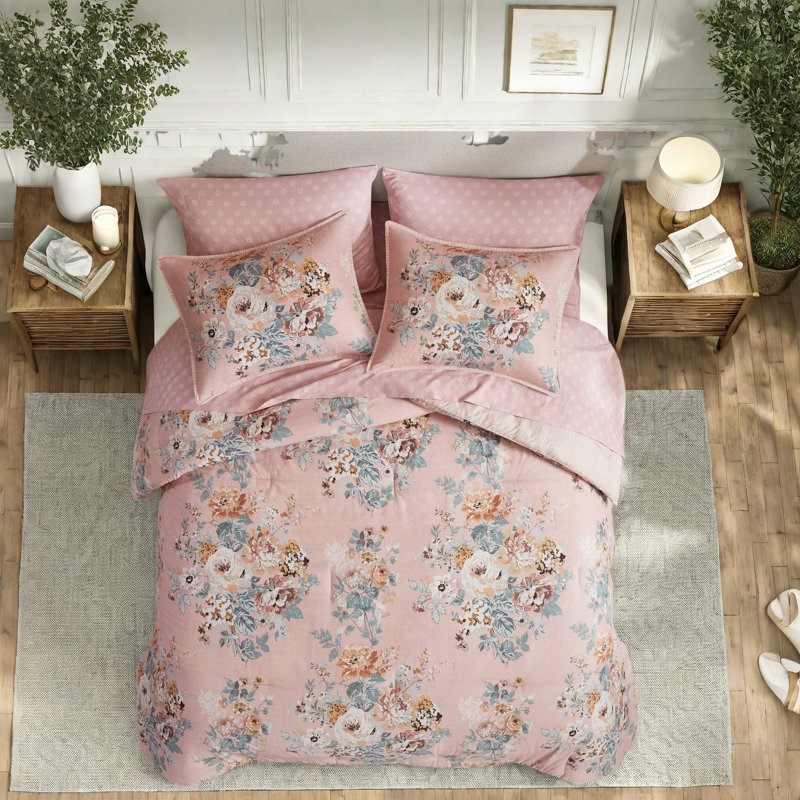 Ensemble de literie 7 pièces d'inspiration vintage, en polyester doux, avec un élégant motif floral, idéal pour une chambre à coucher chaleureuse.