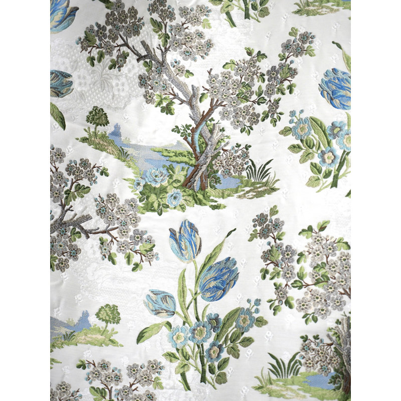 The MET x The House of Scalamandre Avignon Brocade, Peach Sky