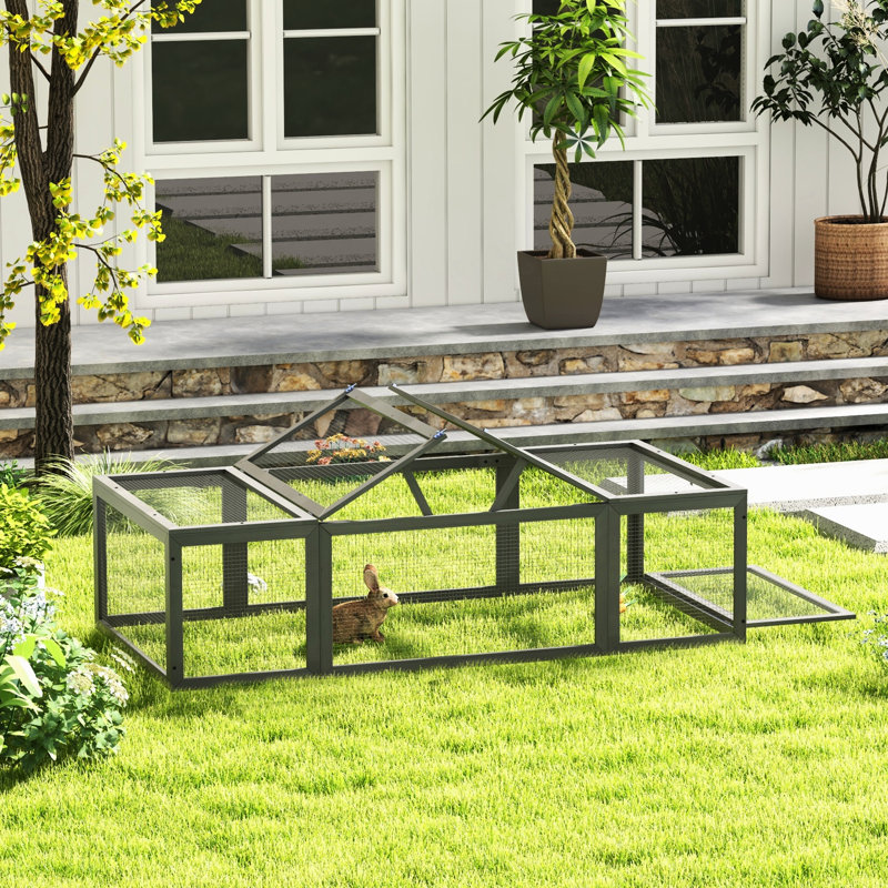 Lapin extérieur avec construction stable et intérieur aéré