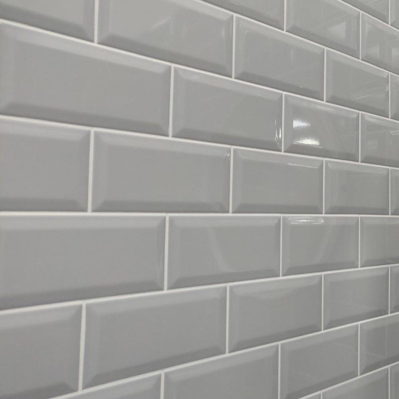  10cm x 20cm Bevelled Ceramic Subway Tile, Grey