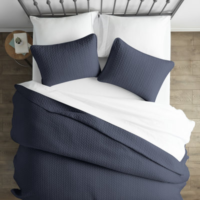 Simply Soft™ Coastal Coverlet