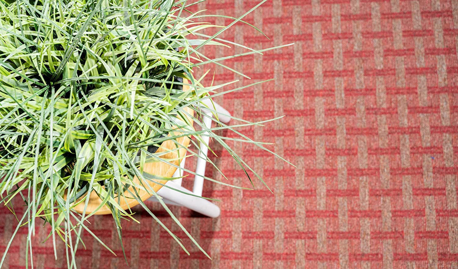 Latitude Run® Korren Geometric Machine Tufted Polyester Indoor ...