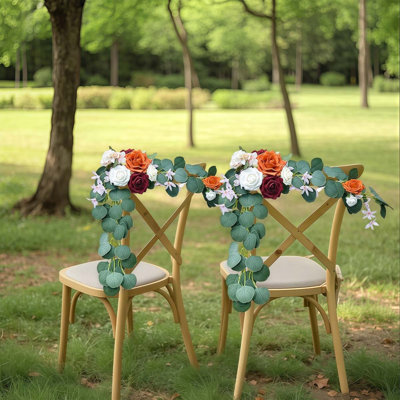 2 pièces de mariage allée banc de fleurs décorations de chaises fleurs artificielles avec ruban en mousseline de soie sauge vert pour le dossier de la chaise dossier de décoration florale de réception en plein air