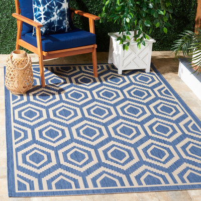 Tapis d'intérieur / extérieur à motif géométrique Deedrick