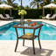 Table d'appoint d'extérieur en osier, table de bout carrée en rotin PE toutes saisons avec plateau en verre trempé, petite table de patio pour piscine, balcon, terrasse, porche | Brun