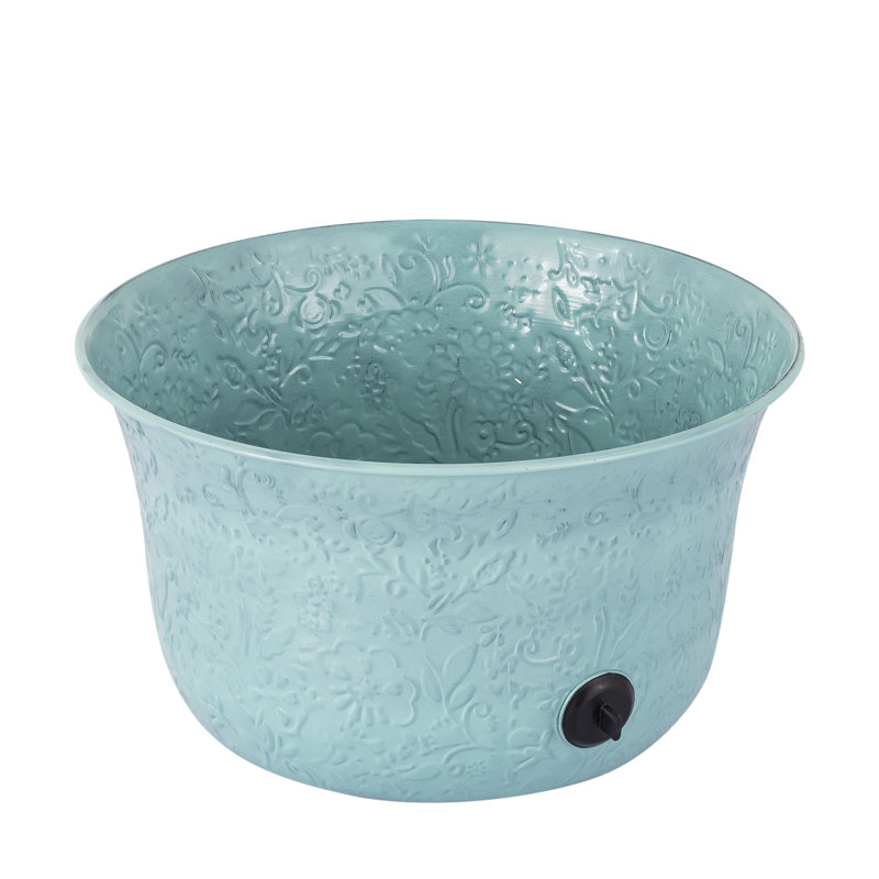Embossed Hose Pot