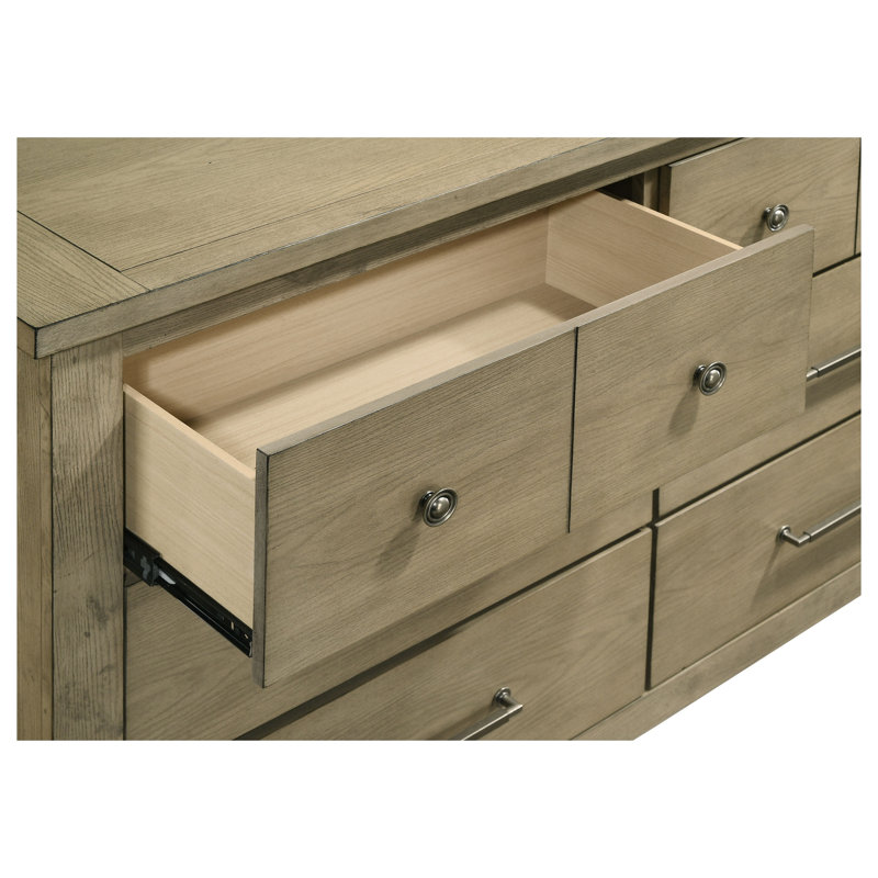 Ensemble de chambre à coucher 3 pièces Ashgrove Vineyard Oak Queen avec lit plateforme de rangement, commode et chiffonnier