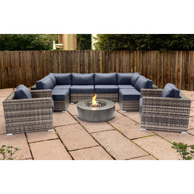 Ensemble de conversation modulaire à 9 places avec coussins Sunbrella et foyer d'extérieur Lsi