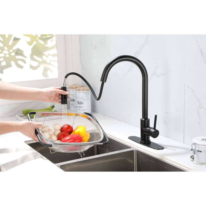 Robinet de cuisine rétractable - Acier inoxydable noir mat, buse pivotante à 360 °, corrosion et rouille, poignée simple pour la régulation de la température et du débit de l'eau avec traitement antirouille rotatif, pratique